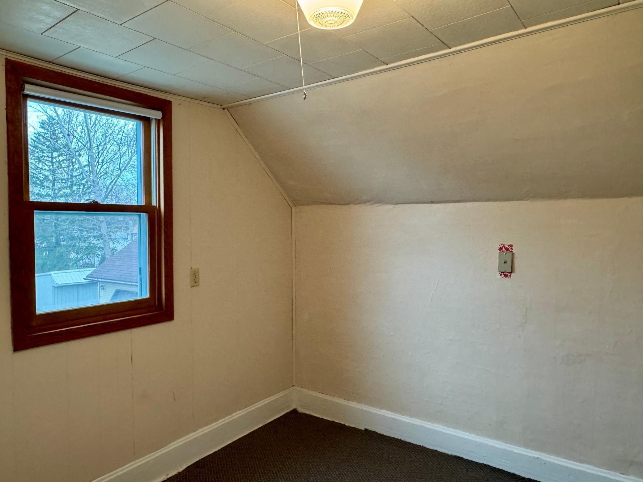 Upper level bedroom 2