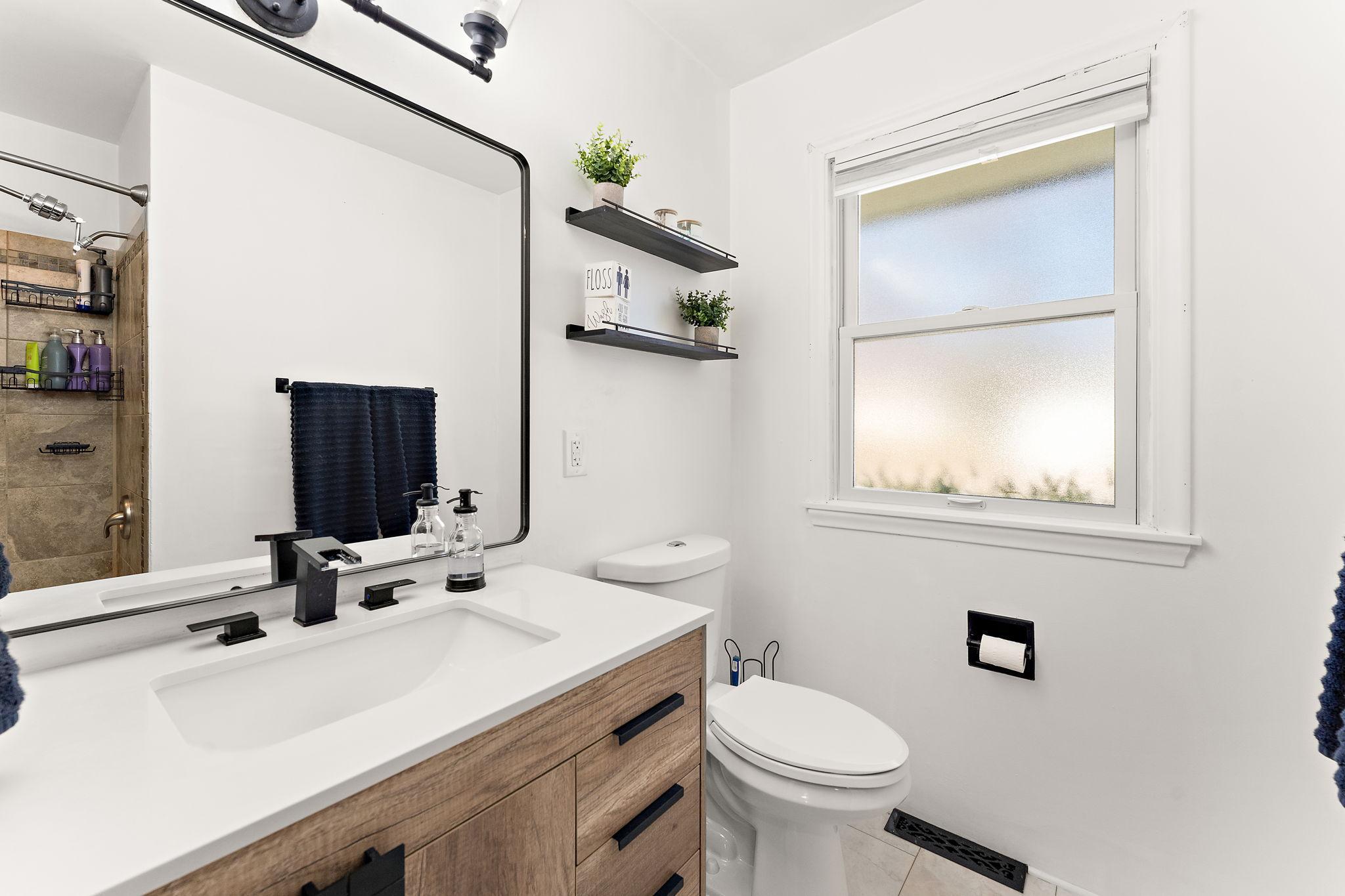 The main floor full bathroom.