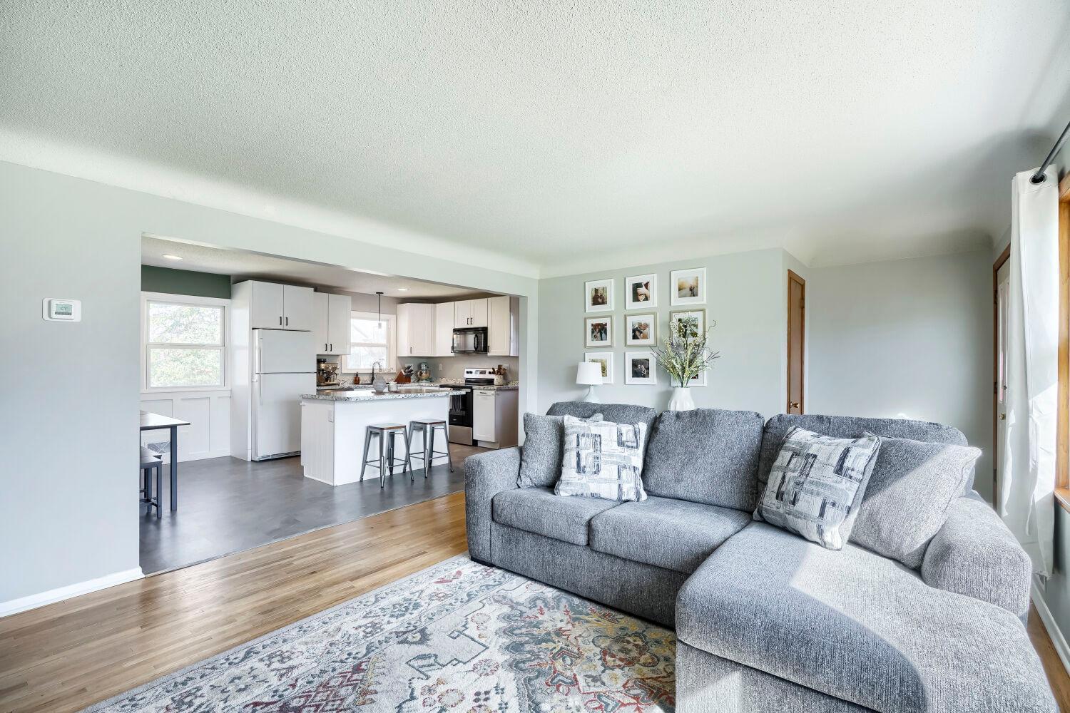 16088 Jordan Ave SE - Web Quality - 008 - 08 Living Room.jpg