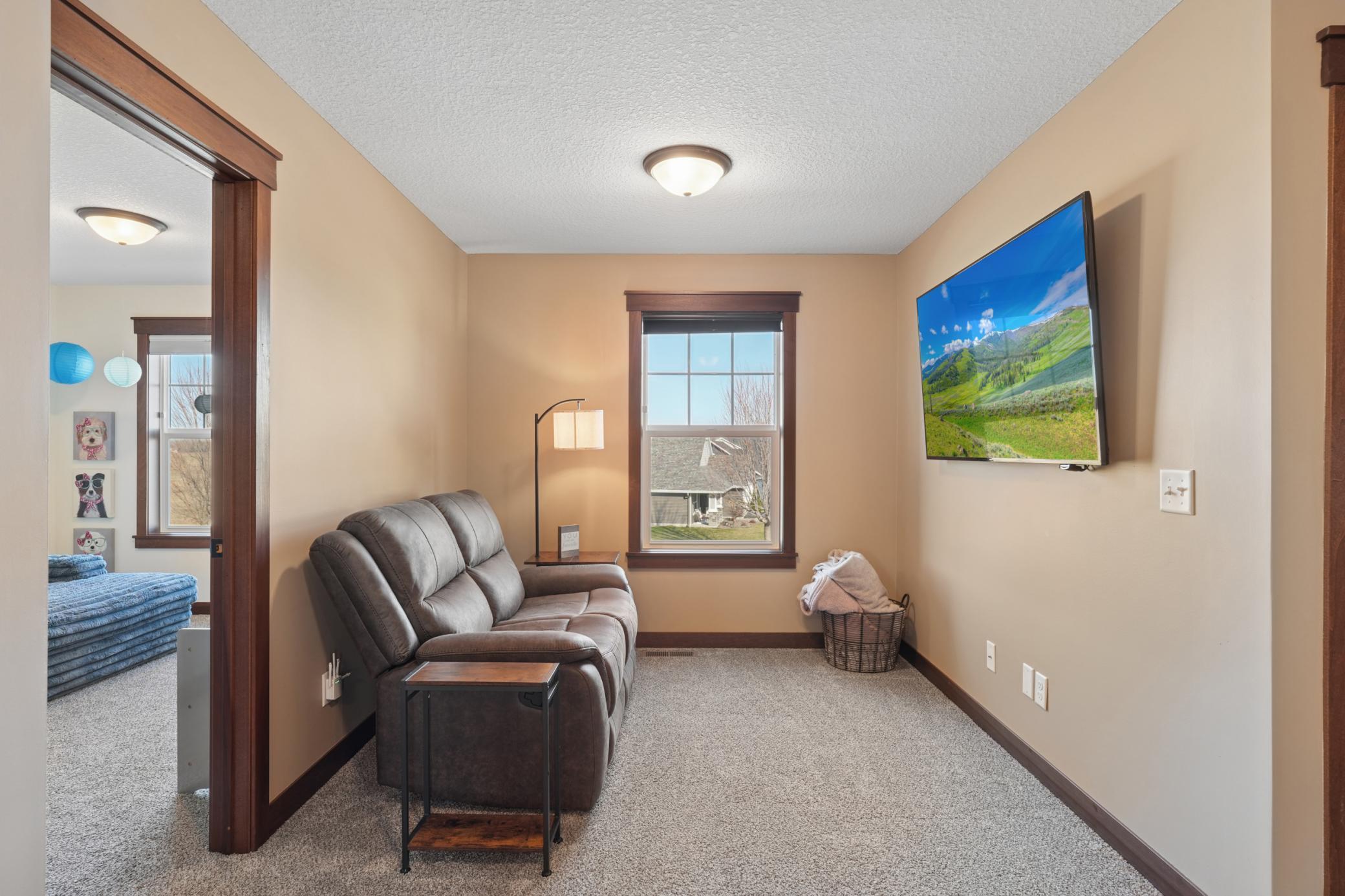 Flexible loft space awaits which is perfect as a play zone, or secondary lounge