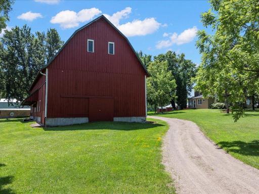 18625- 62nd Street, New Germany, MN 55367