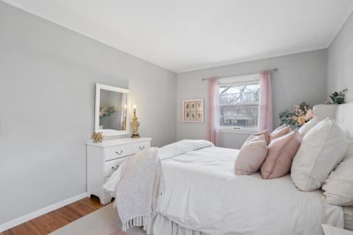 Judt so warm & peaceful.