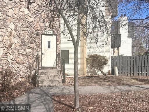 7226 72nd Lane N, 210, Minneapolis, MN 55428