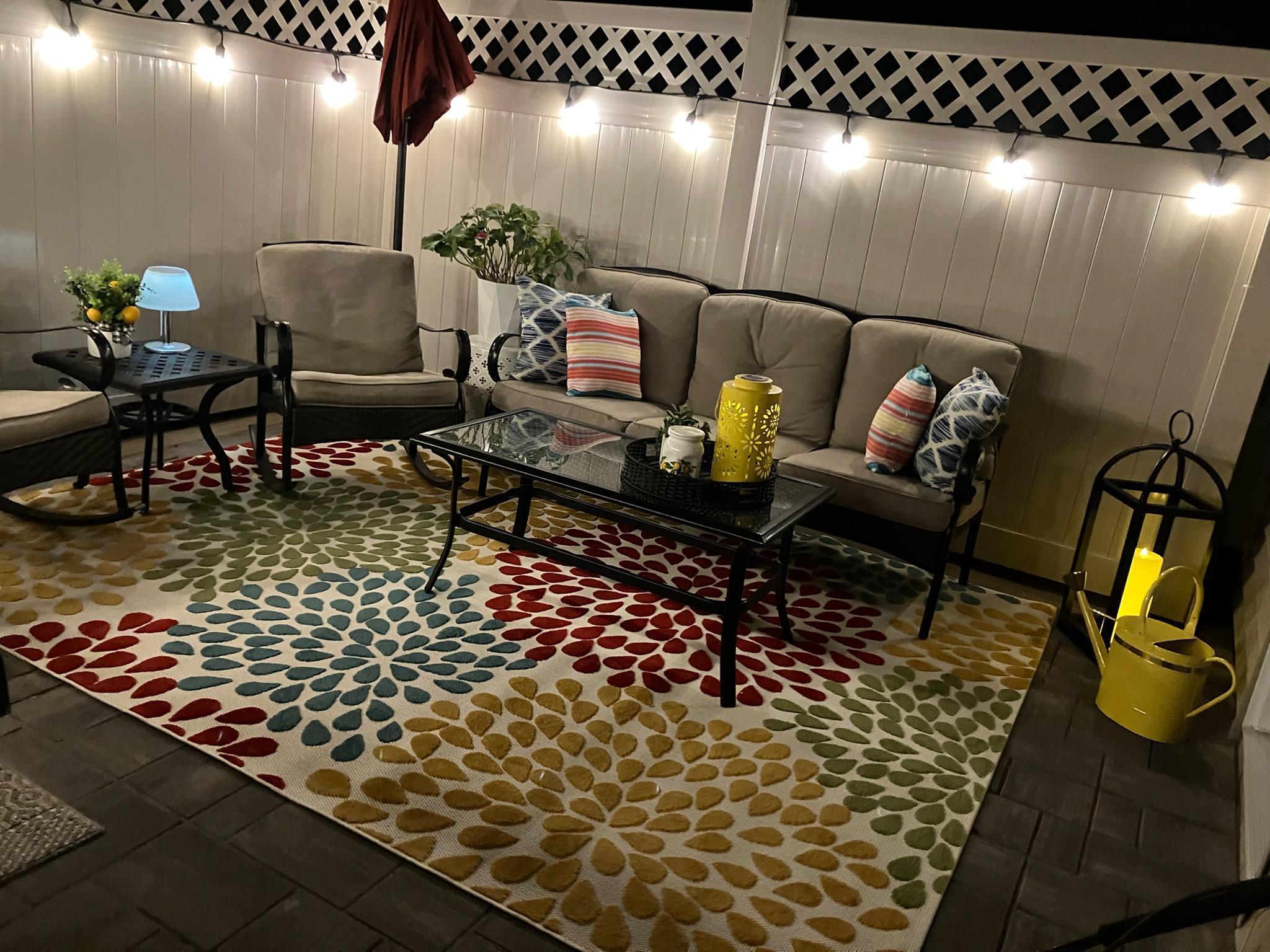 Twilight lights are included!