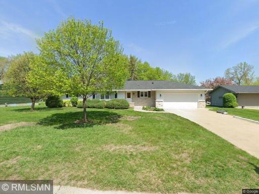 176 Highland Drive, Chaska, MN 55318