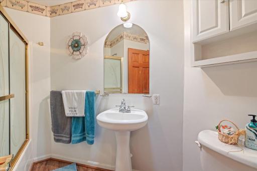 21666 Bay Port Place, Cohasset, MN 55721