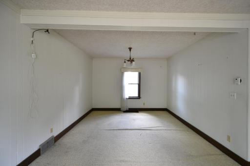 581 2nd Avenue E, Zumbrota, MN 55992