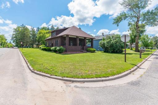 1303 S 8th Street, Brainerd, MN 56401