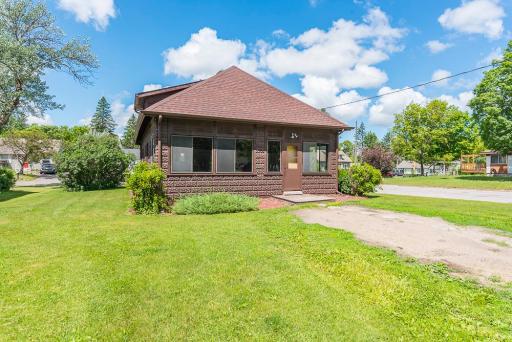 1303 S 8th Street, Brainerd, MN 56401