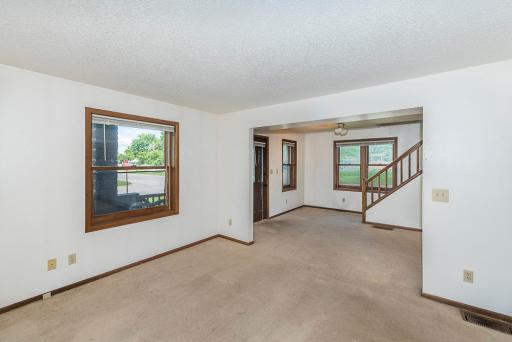 1303 S 8th Street, Brainerd, MN 56401