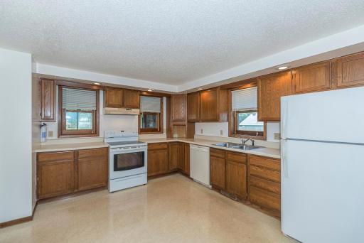 1303 S 8th Street, Brainerd, MN 56401