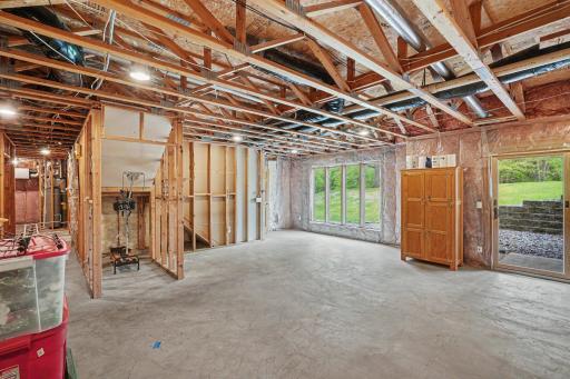 3180 185th Lane NE, Wyoming, MN 55092