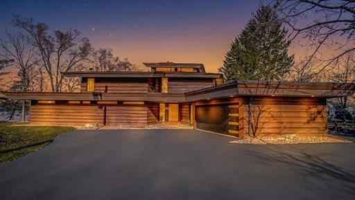 569 Quixote Avenue N, Lakeland, MN 55043