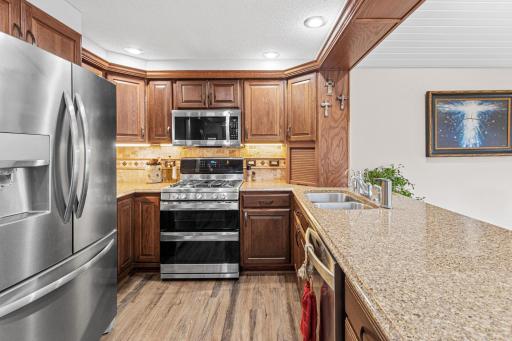 15 Apfelridge Court, South Saint Paul, MN 55075