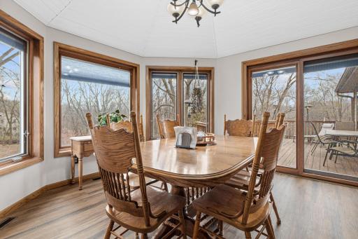 15 Apfelridge Court, South Saint Paul, MN 55075