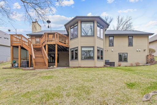 15 Apfelridge Court, South Saint Paul, MN 55075