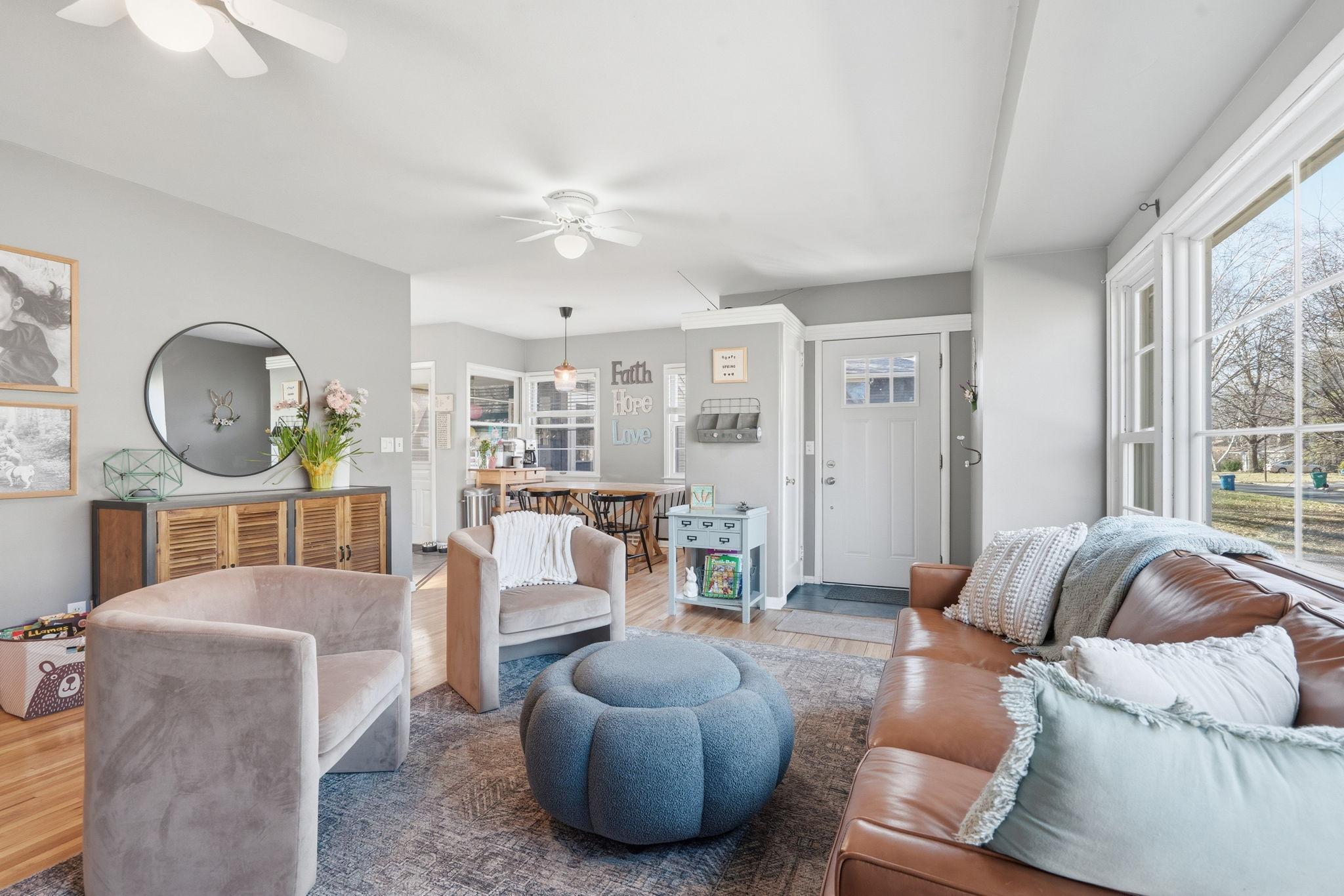 Seamless Living/Dining/Kitchen