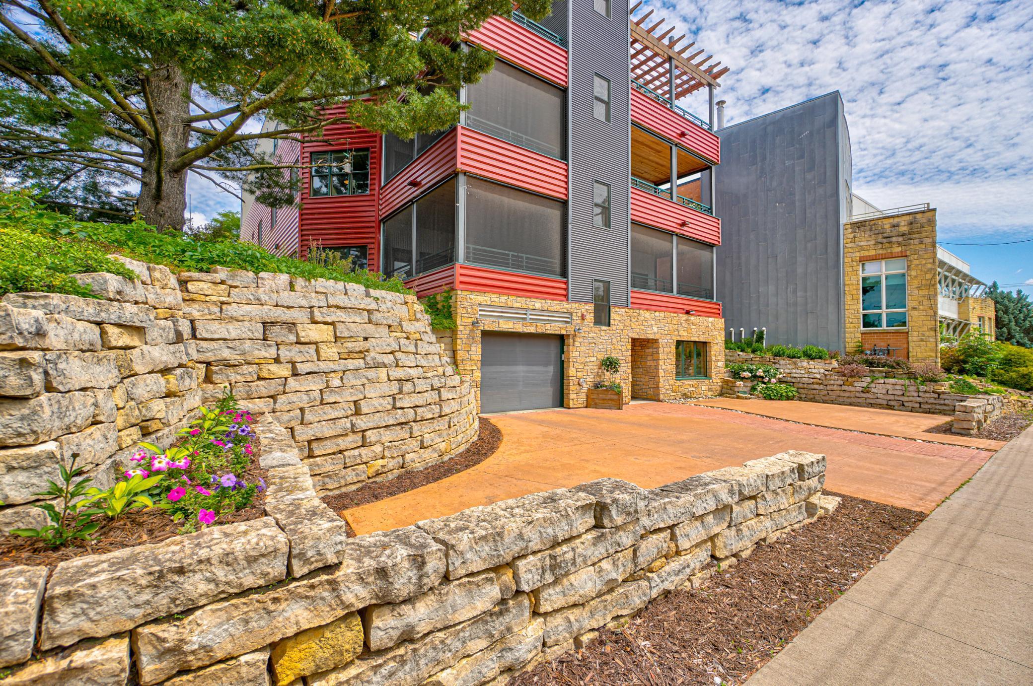 720 First St #1 South-8.jpg