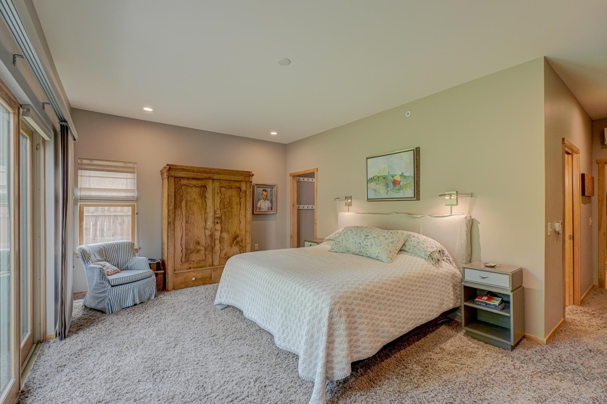 720 First St #1 South-49.jpg