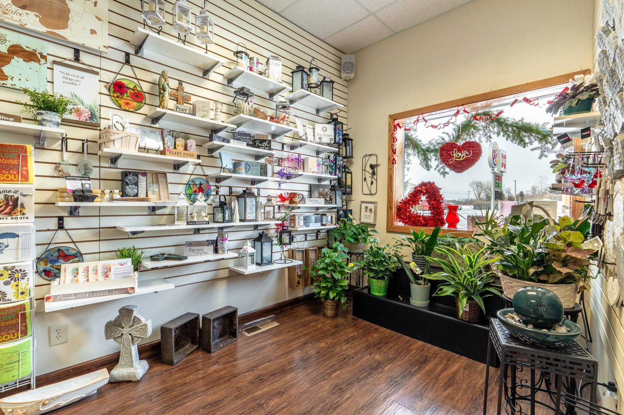121 S Broadway PR
