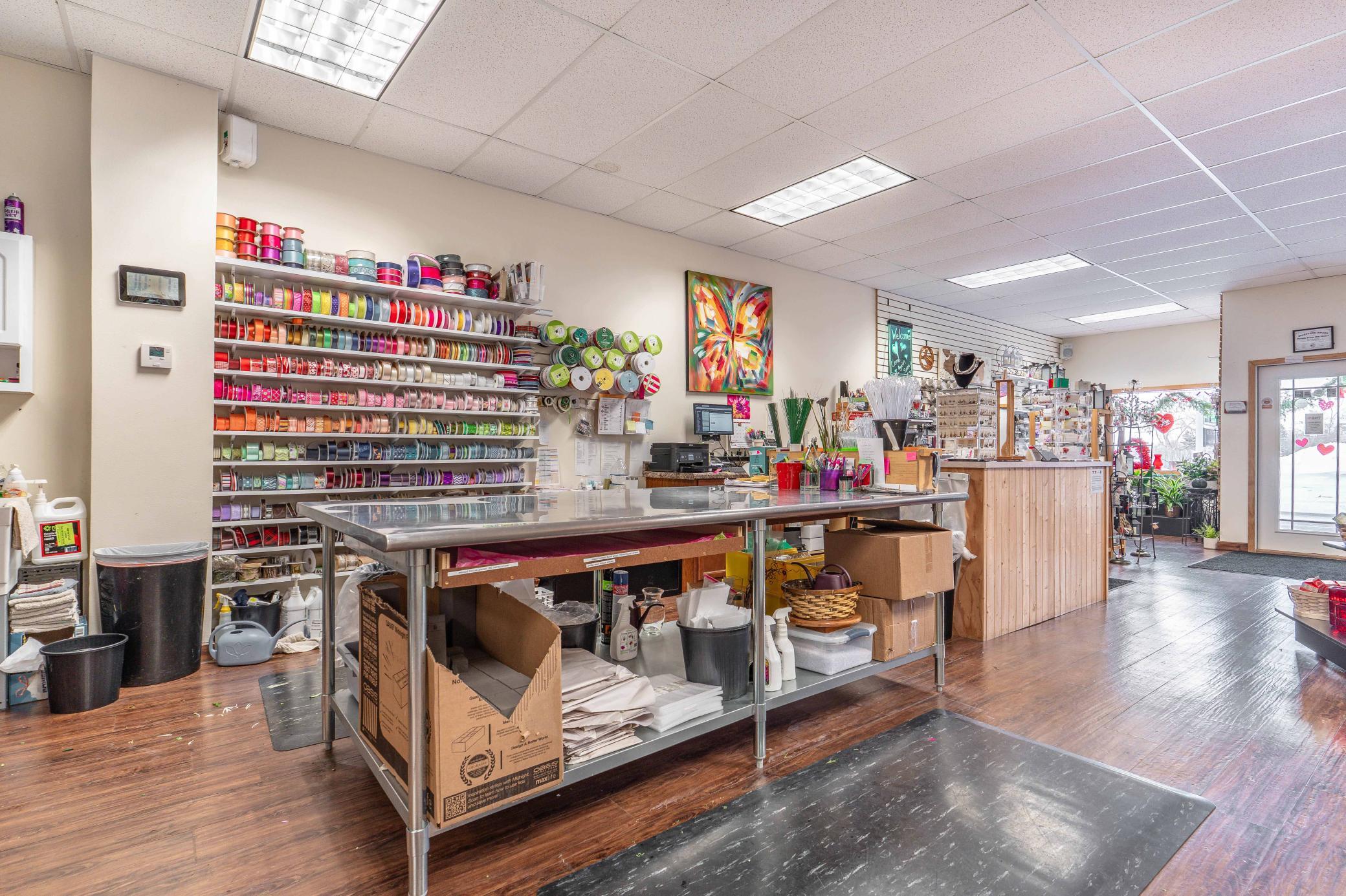 121 S Broadway PR