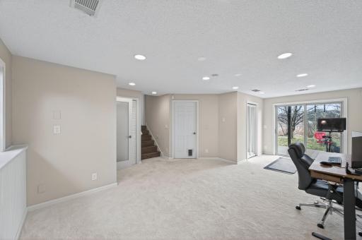 5515 157th Way N, Hugo, MN 55038