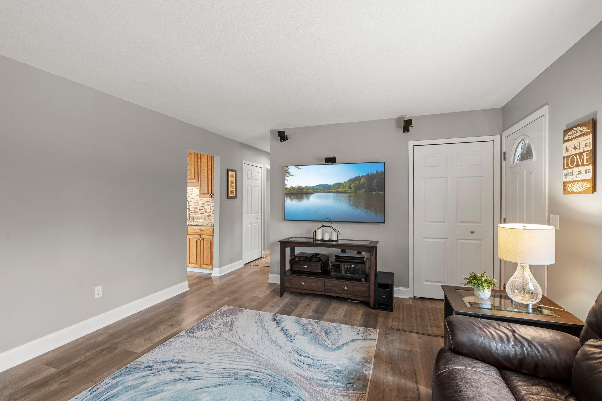 Modern white trimwork, 6 panel doors! Move in ready with ease!