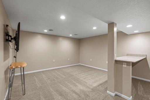 26641 Woodcrest Drive, Elko New Market, MN 55020