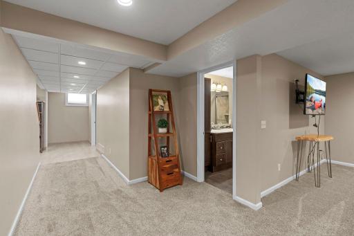 26641 Woodcrest Drive, Elko New Market, MN 55020
