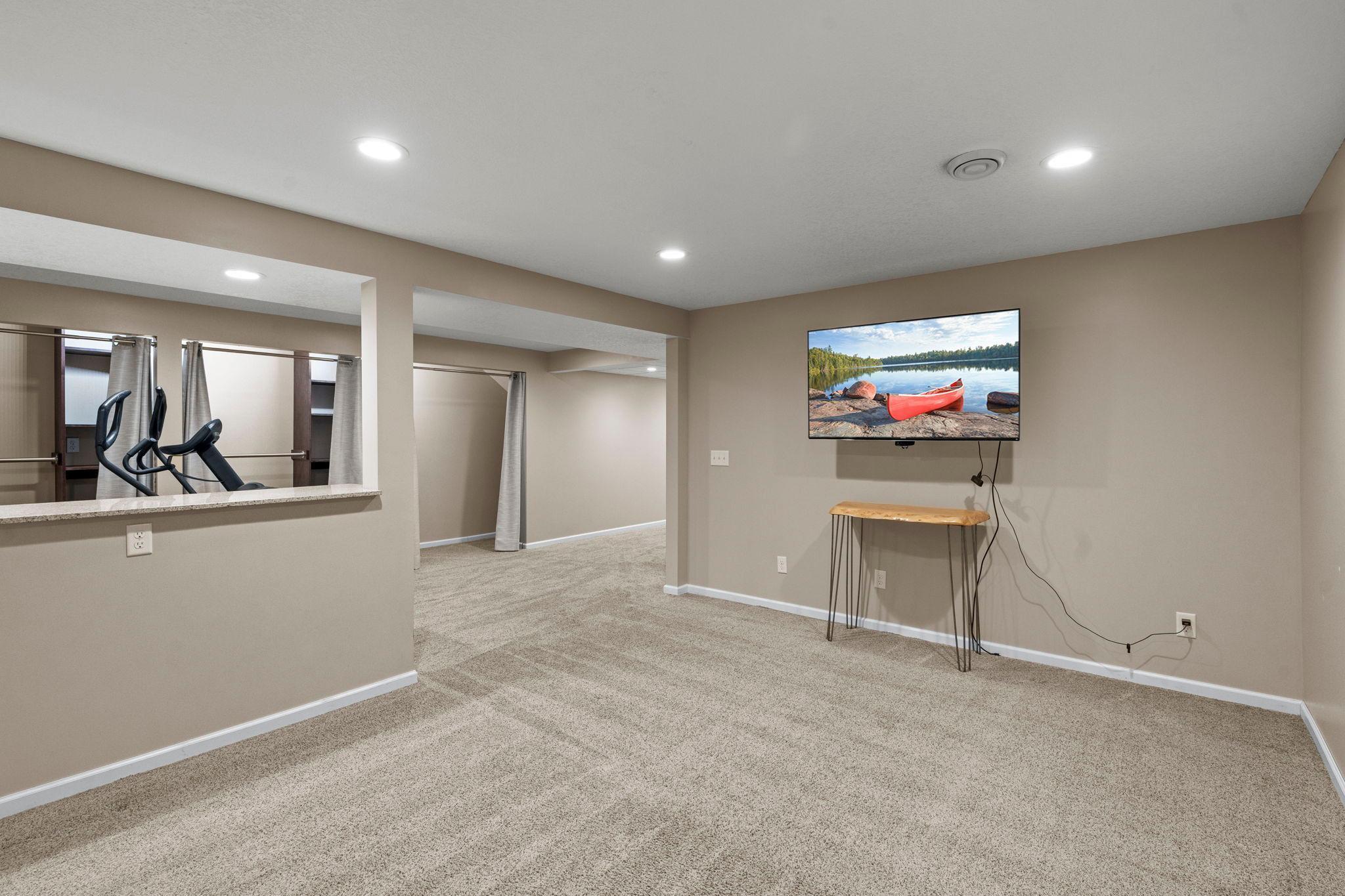 Fantastic amusement room!