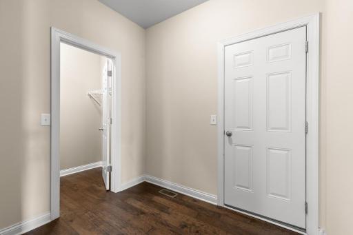9704 Emerson Court, Eden Prairie, MN 55347