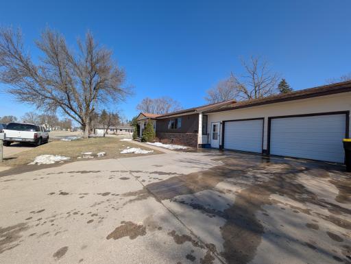 411 6th Avenue SW, Perham, MN 56573