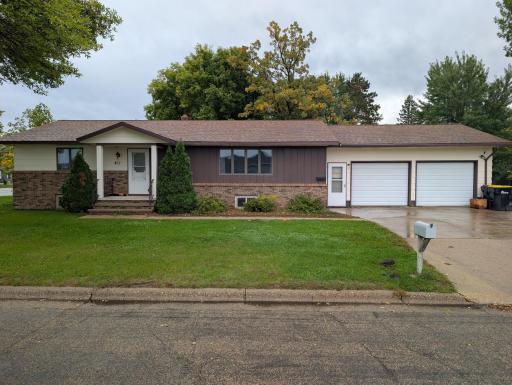 411 6th Avenue SW, Perham, MN 56573