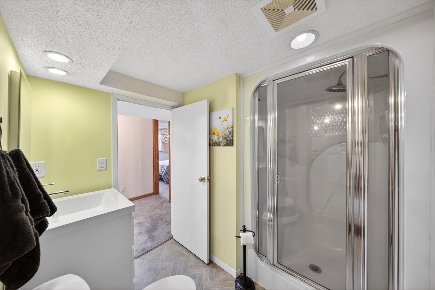 Lower 3/4 Bath with Steam Shower