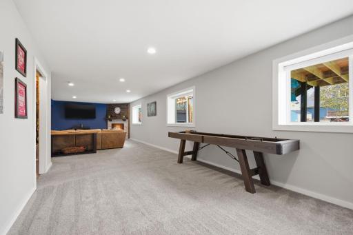15505 Enfield Avenue N, Hugo, MN 55038