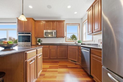 15505 Enfield Avenue N, Hugo, MN 55038