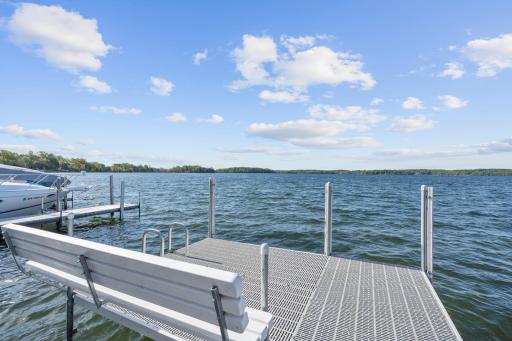 5325 Edsall Road, Mound, MN 55364