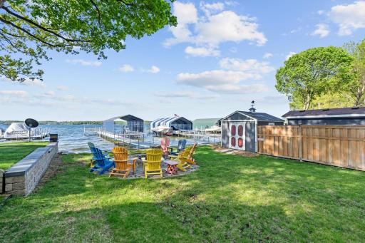 5325 Edsall Road, Mound, MN 55364
