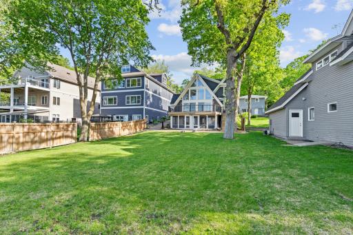 5325 Edsall Road, Mound, MN 55364