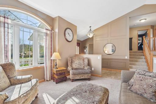 17-web-or-mls-Harbor Dr-S2204-017.jpg