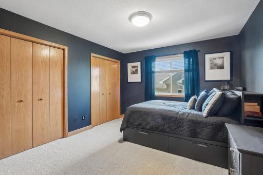 32-web-or-mls-Harbor Dr-S2204-032.jpg