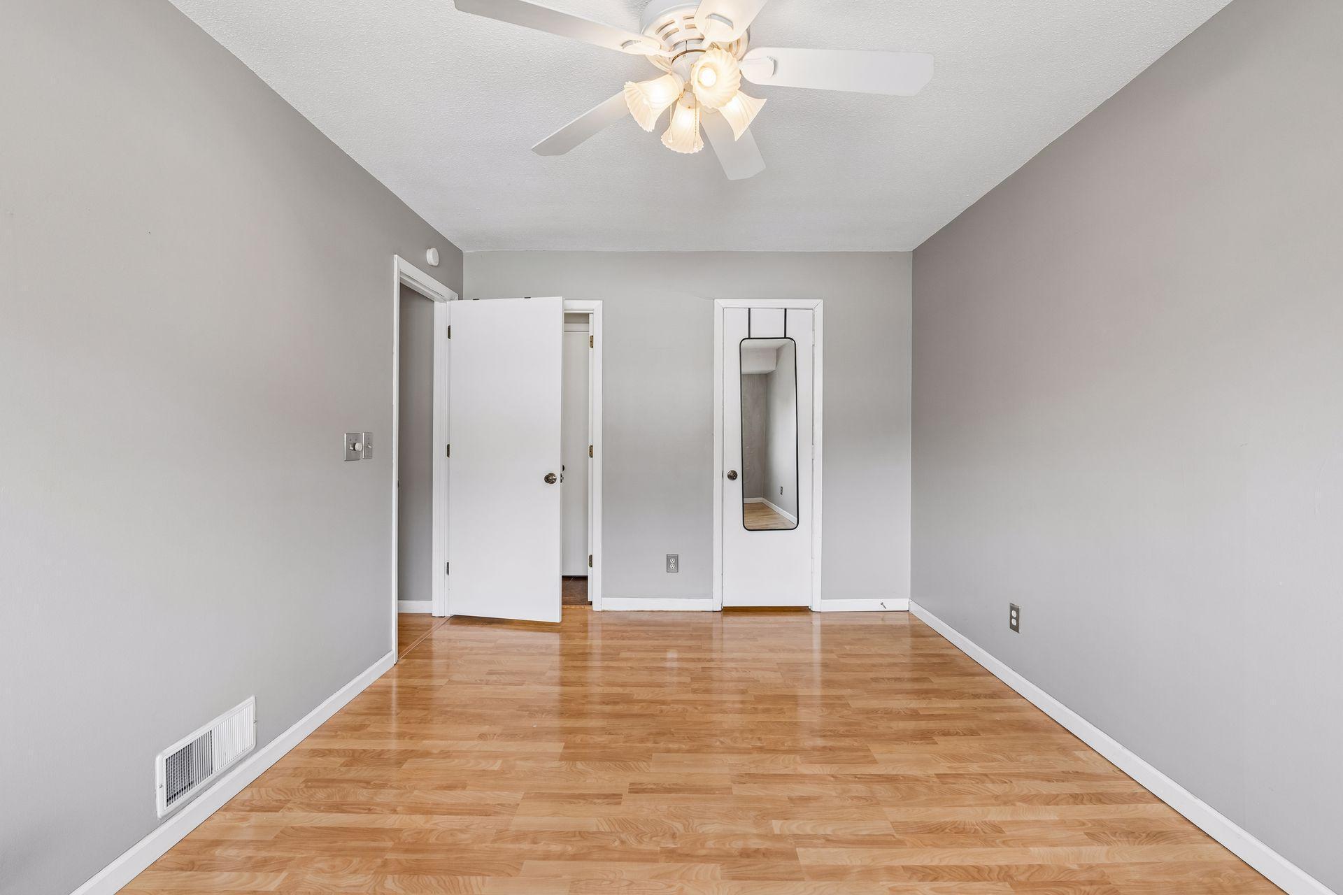 11935 71st Place North - Spacecrafting - 0022.jpg