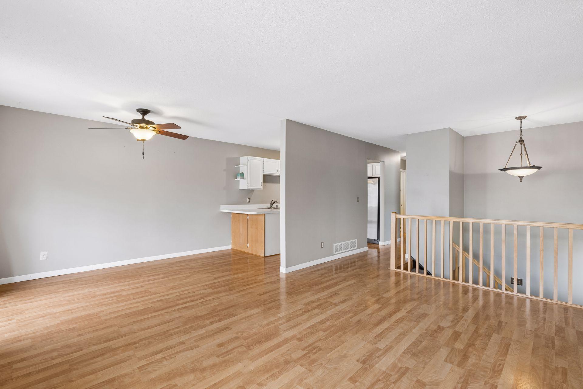 11935 71st Place North - Spacecrafting - 0009.jpg