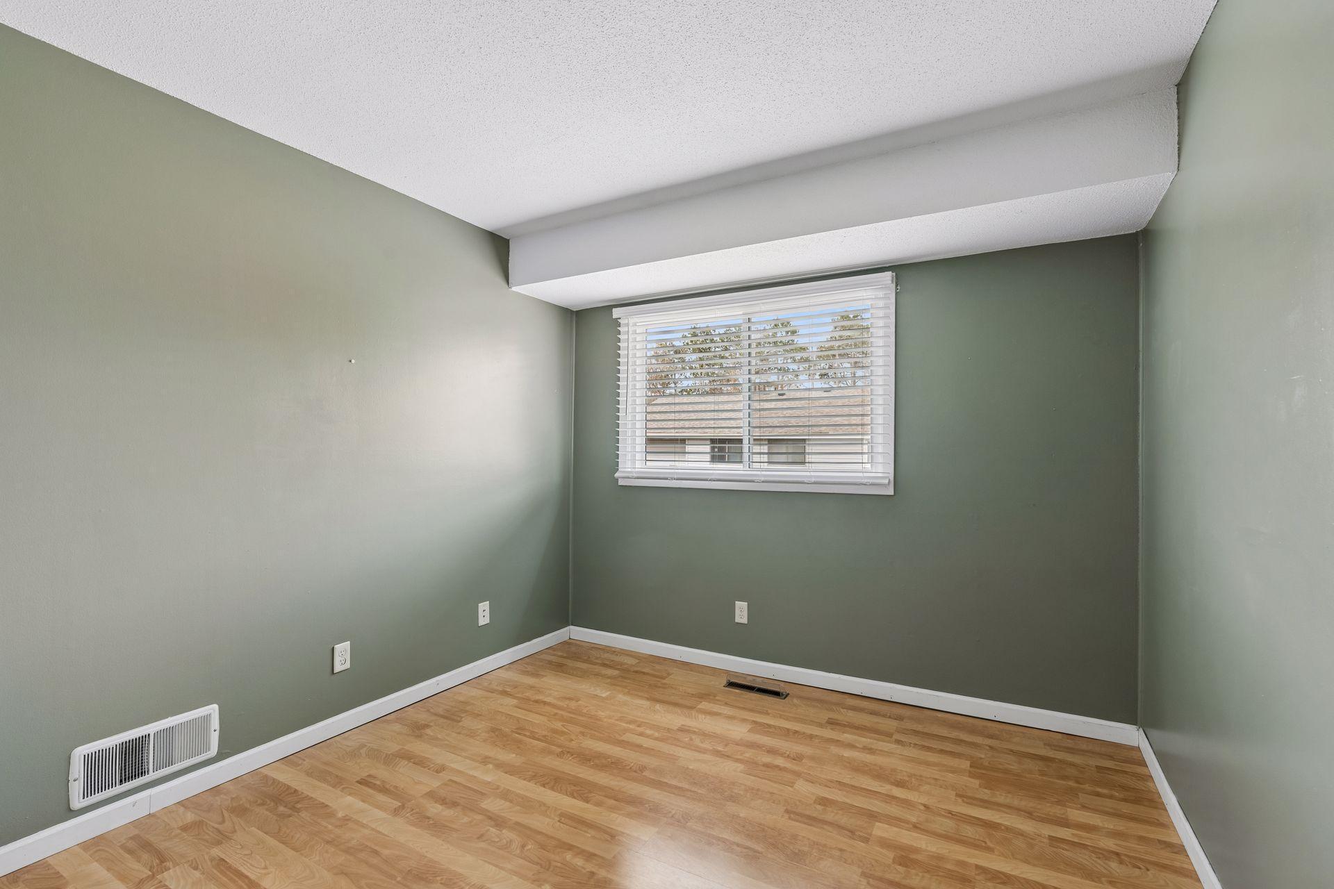 11935 71st Place North - Spacecrafting - 0019.jpg