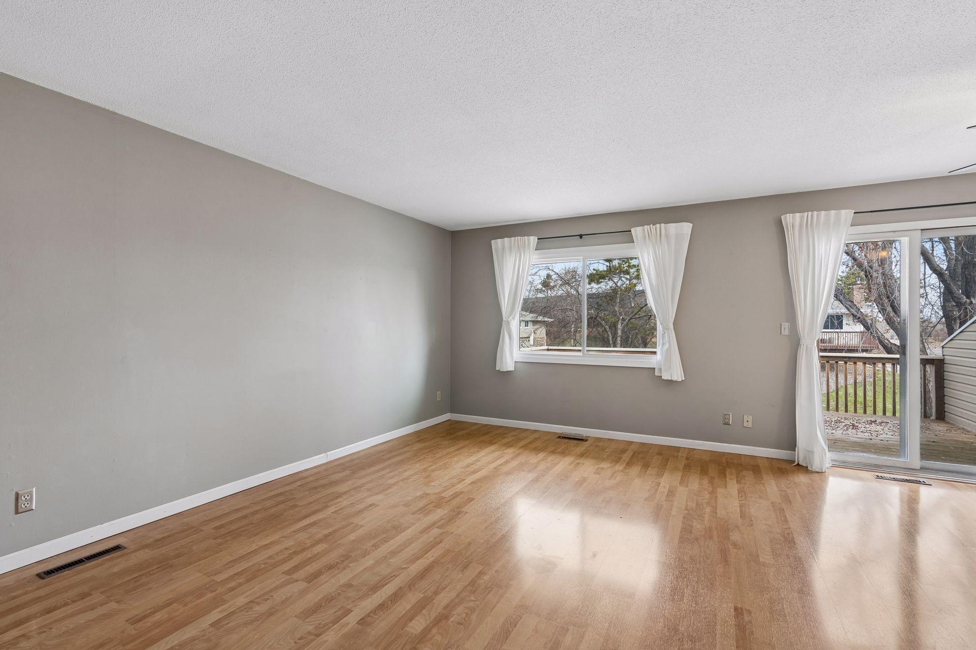 11935 71st Place North - Spacecrafting - 0006.jpg