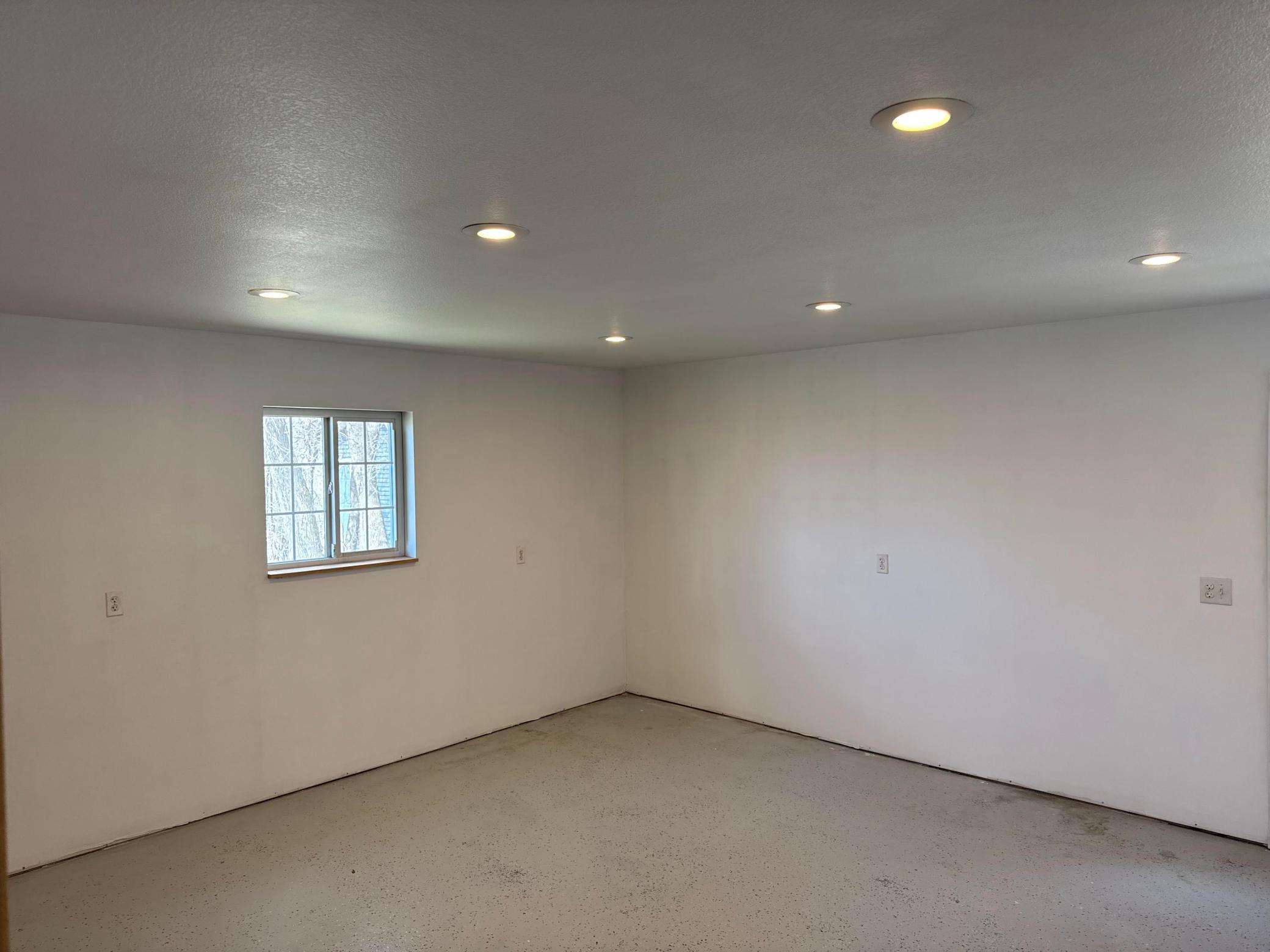bonus room off garage.jpg