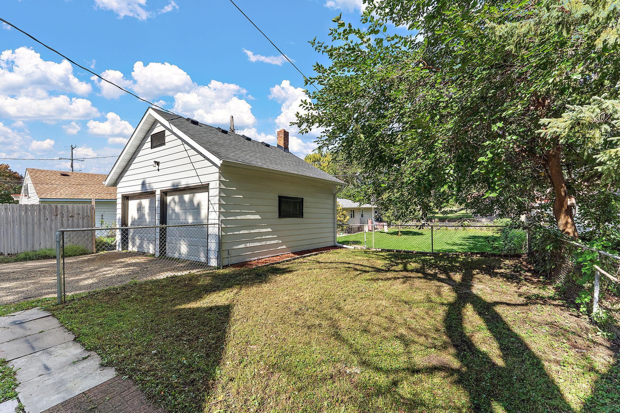 Nice partially fenced in yard