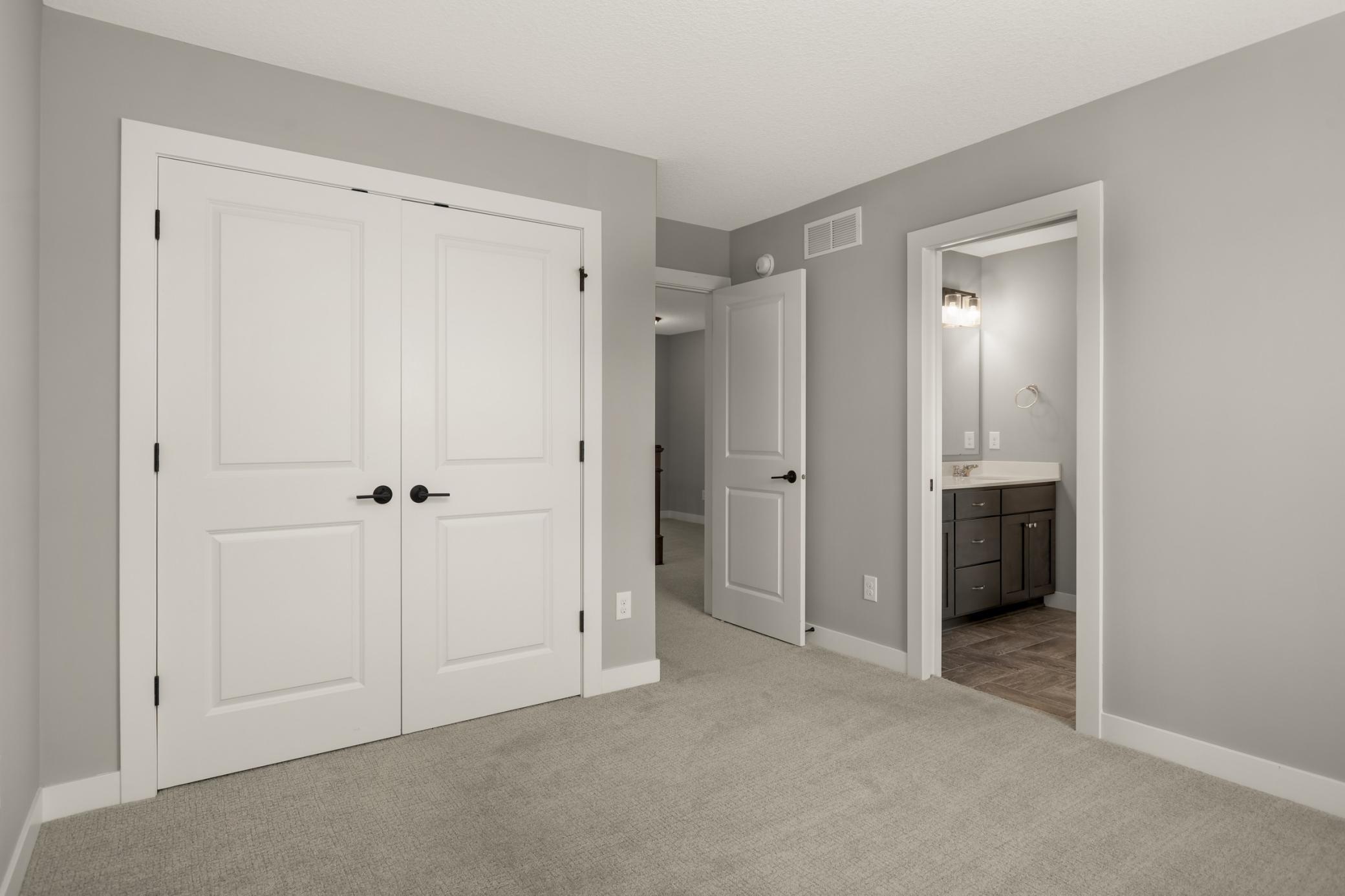 Photo 35