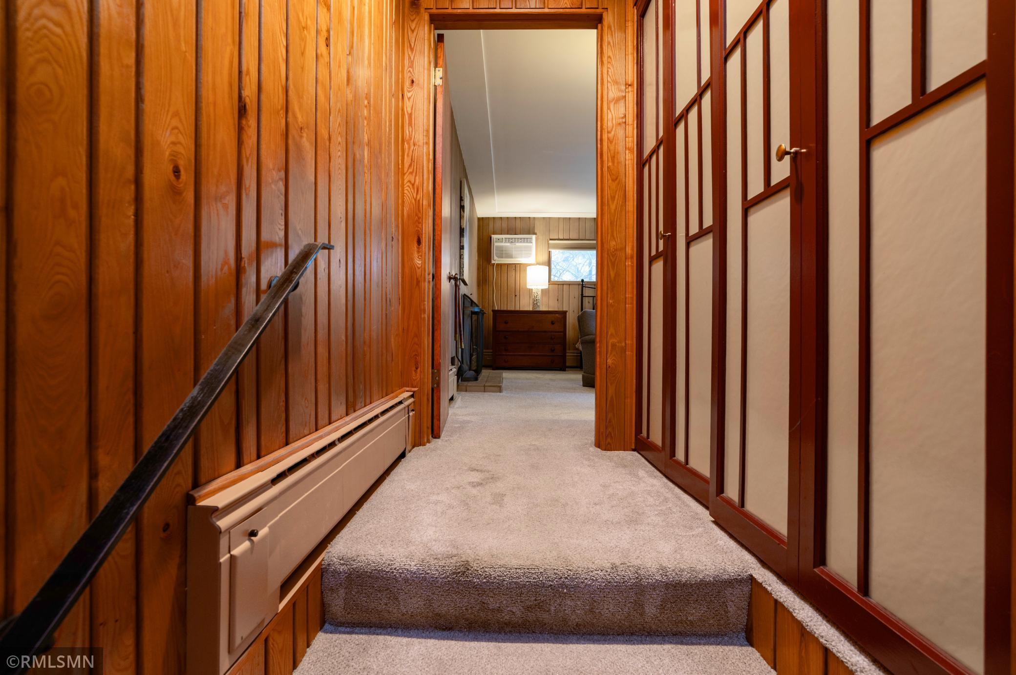 Short set of steps to primary bedroom