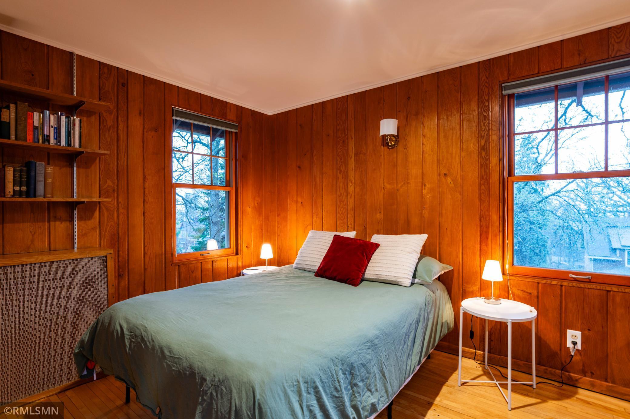 Upper level southwest bedroom